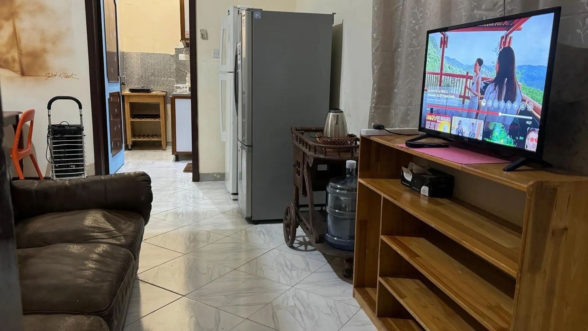 Apartament Backpackers Place Abu Zabi Kwatera prywatna