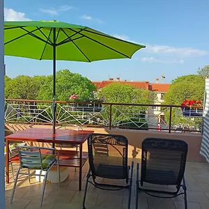 https://studio-apartment-ante.hotelinzadar.com