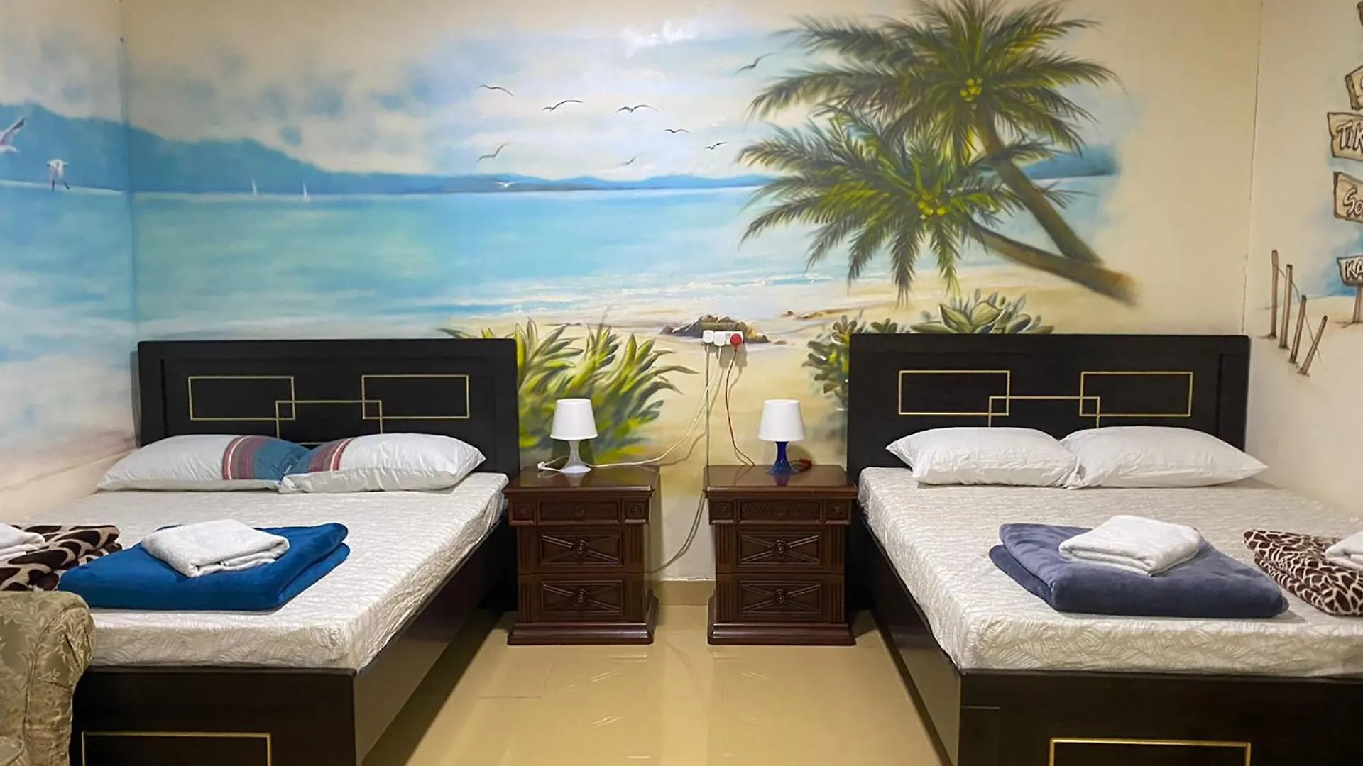 Quarto em Acomodações Particulares Backpackers Place Apartamento Abu Dhabi Emirados Árabes Unidos