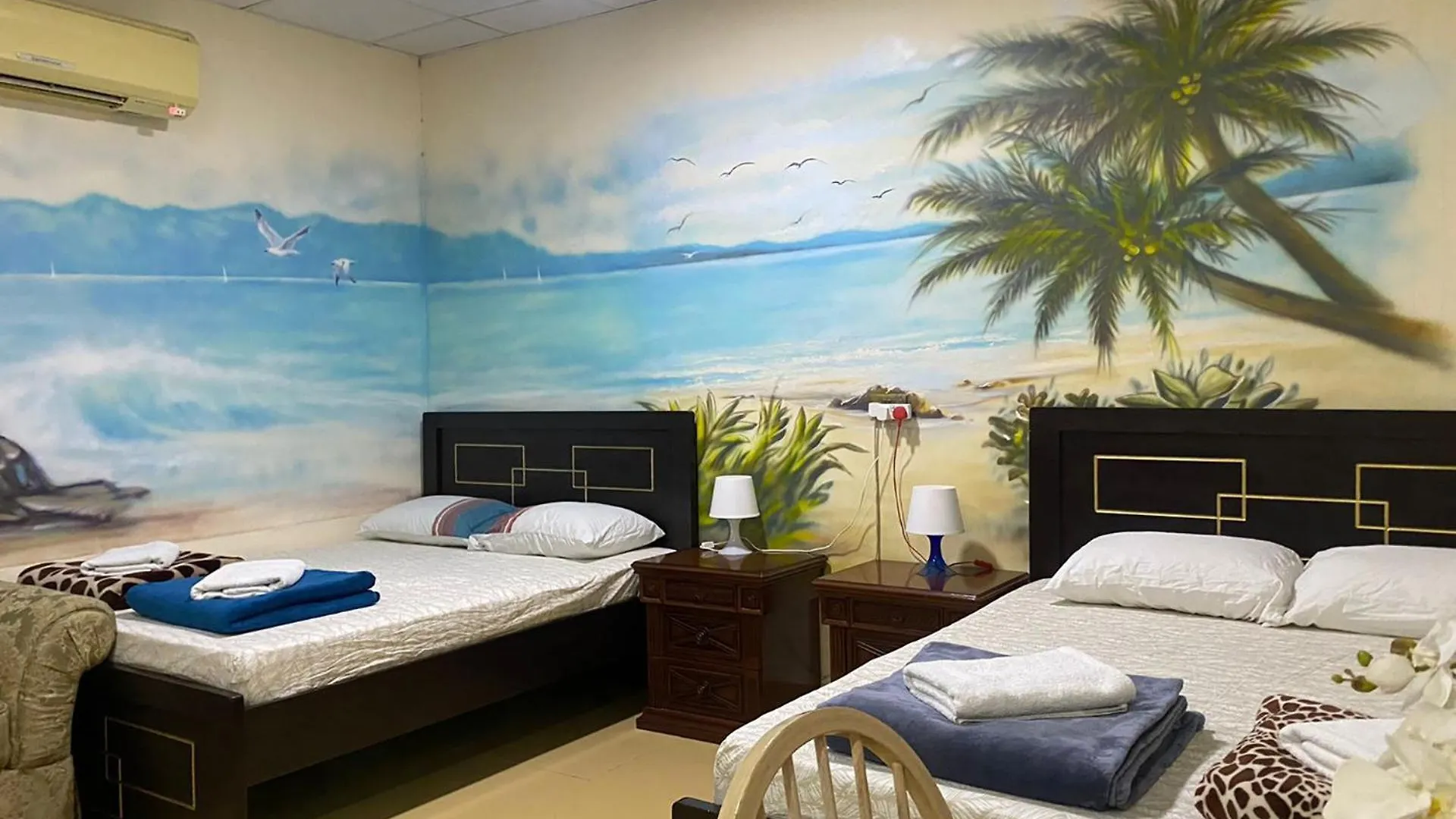Backpackers Place Apartamento Abu Dhabi Quarto em Acomodações Particulares