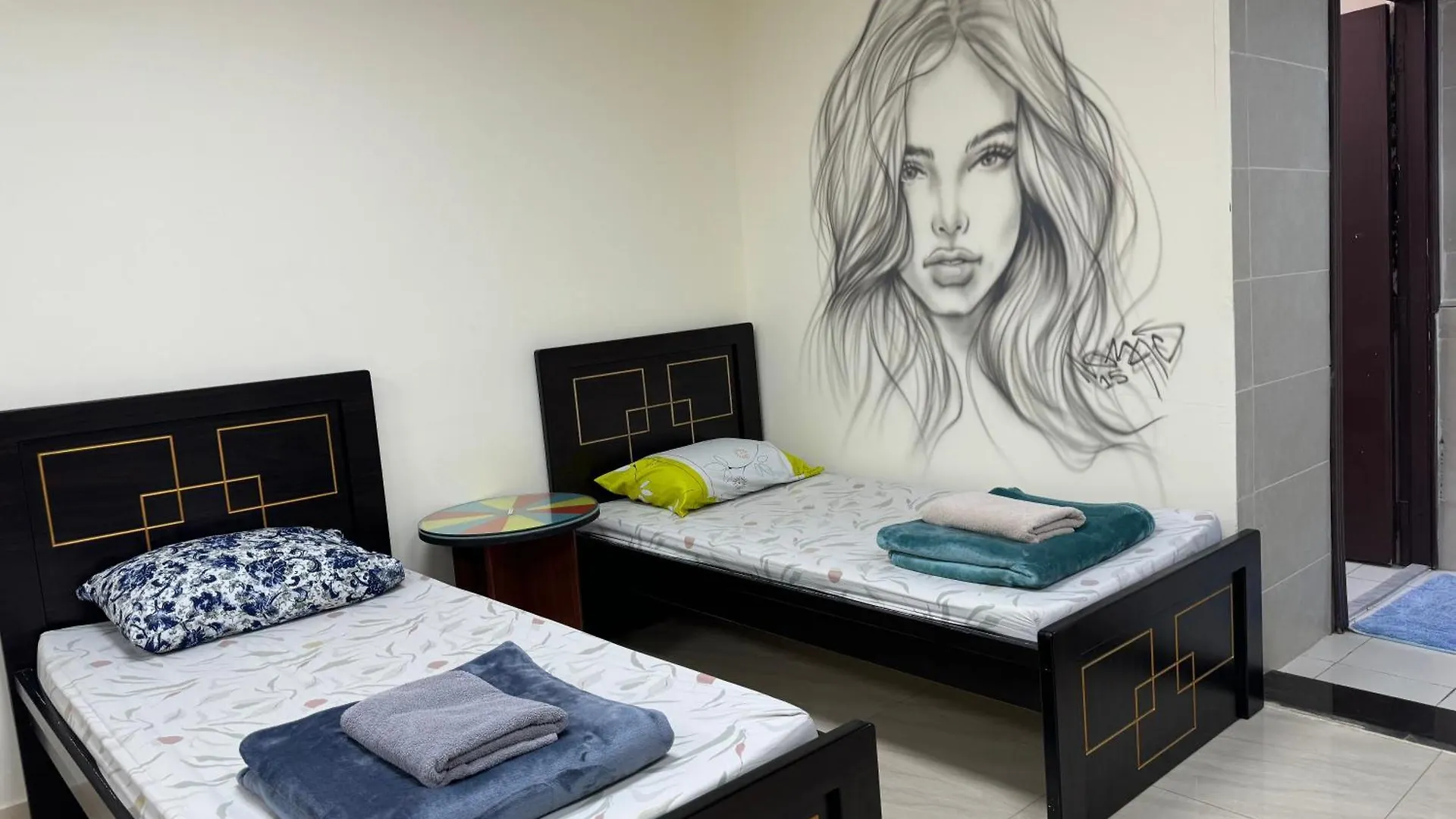 Appartamento Backpackers Place Abu Dhabi